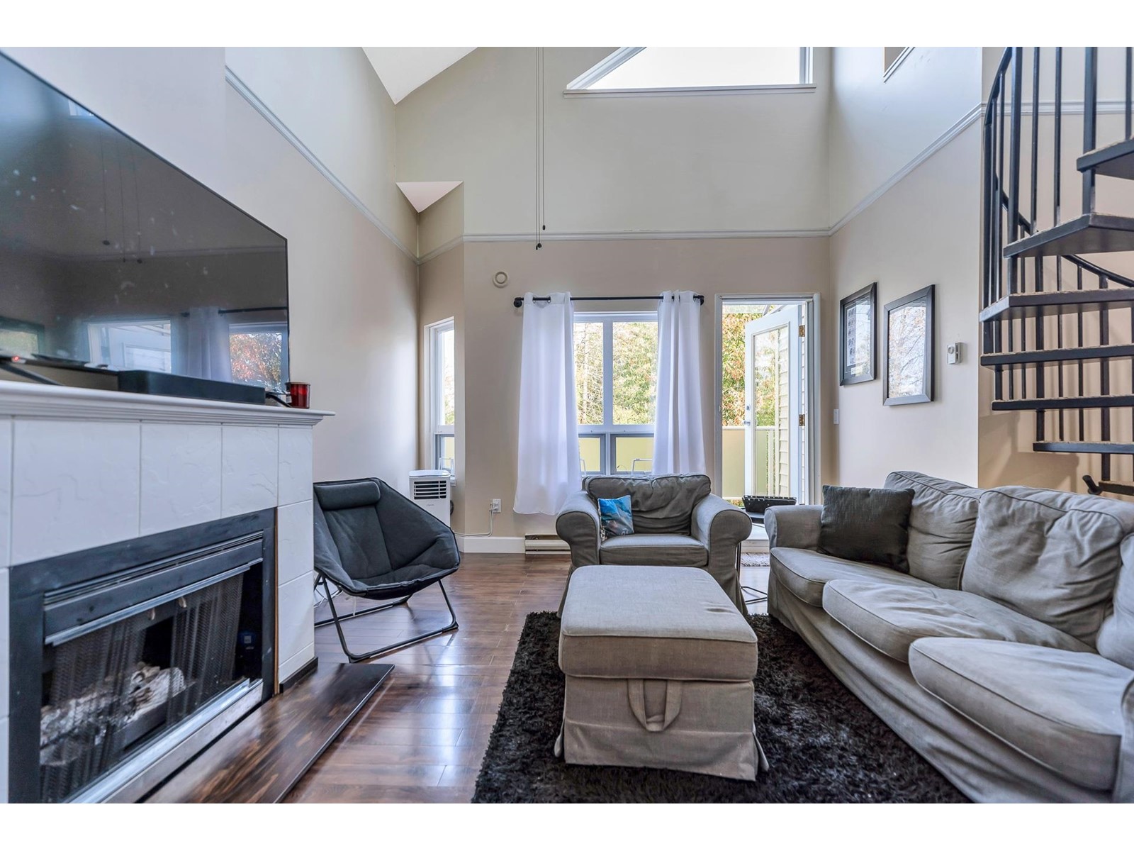 409 14377 103 Avenue, Surrey, British Columbia  V3T 5V5 - Photo 8 - R2977277