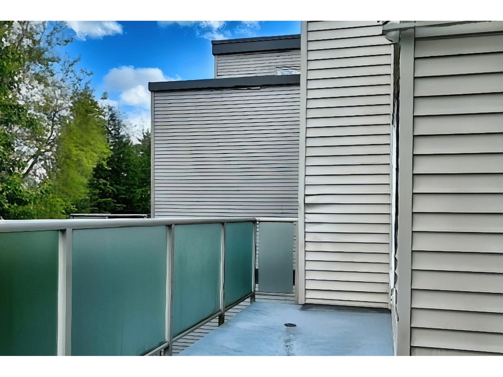 409 14377 103 Avenue, Surrey, British Columbia  V3T 5V5 - Photo 18 - R2977277