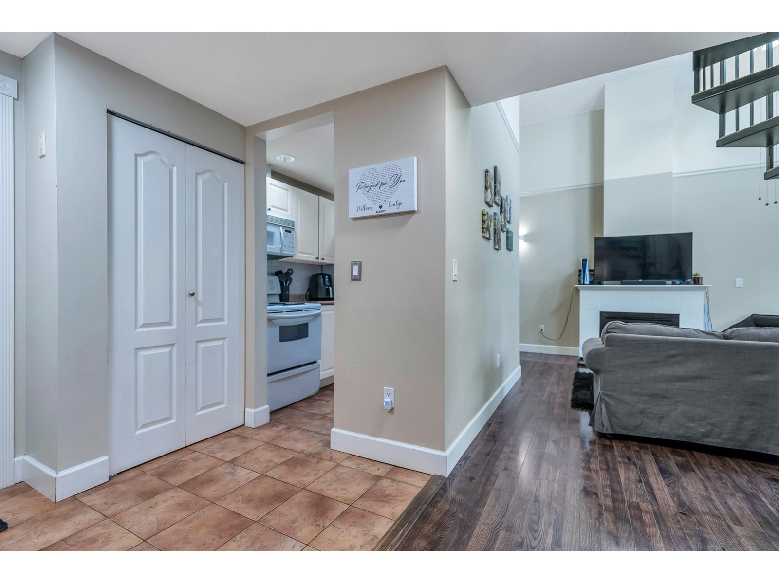 409 14377 103 Avenue, Surrey, British Columbia  V3T 5V5 - Photo 5 - R2977277