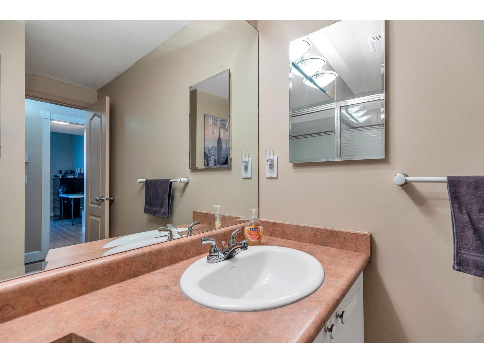 409 14377 103 Avenue, Surrey, British Columbia  V3T 5V5 - Photo 33 - R2977277