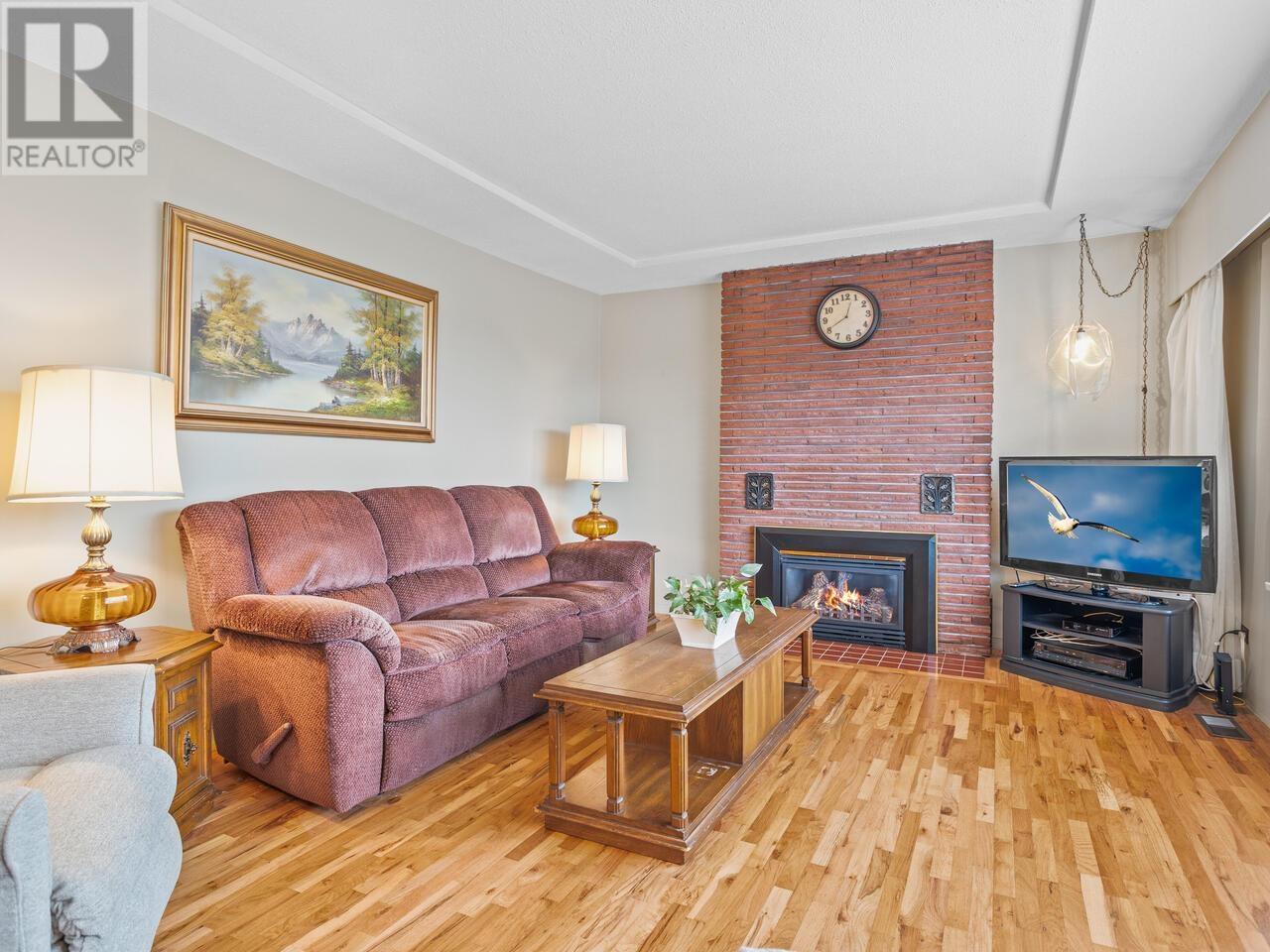 827 Quadling Avenue, Coquitlam, British Columbia  V3K 2A3 - Photo 13 - R2977290