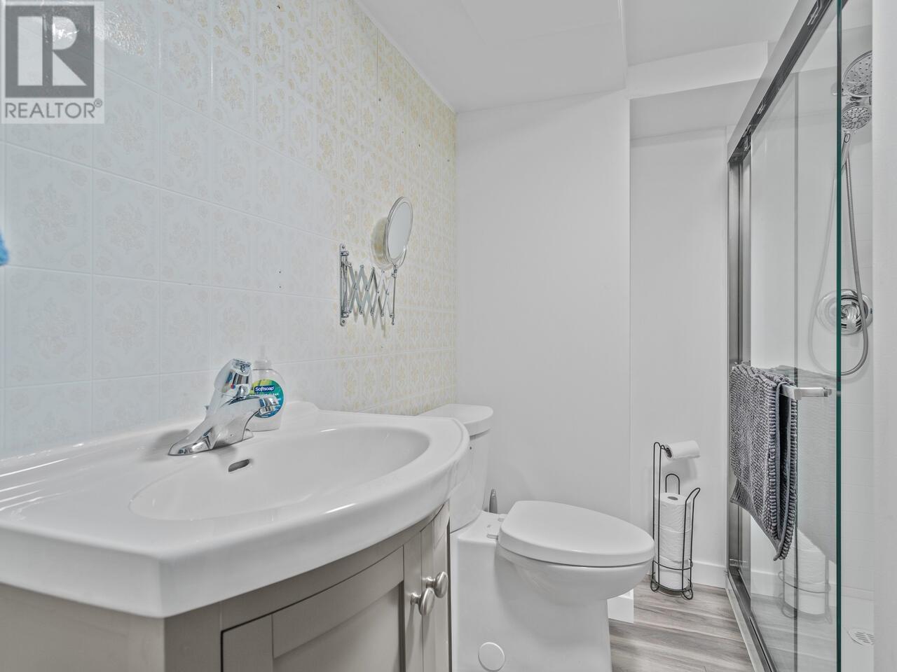 827 Quadling Avenue, Coquitlam, British Columbia  V3K 2A3 - Photo 24 - R2977290