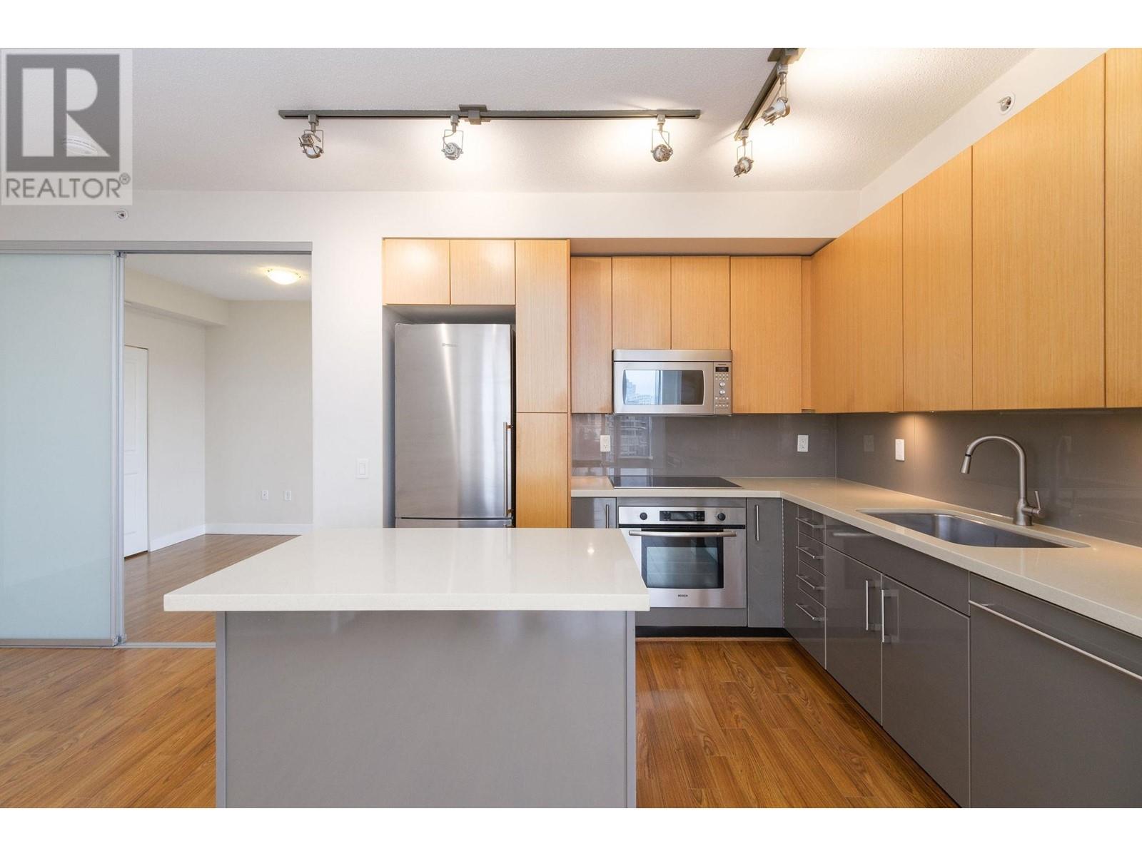 1605 1833 Crowe Street, Vancouver, British Columbia  V5Y 0A2 - Photo 7 - R2977553