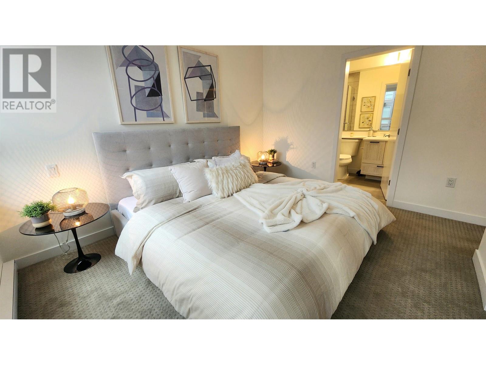 Listing Picture 29 of 37 : 511 7169 14TH AVENUE, Burnaby / 本拿比 - 魯藝地產 Yvonne Lu Group - MLS Medallion Club Member