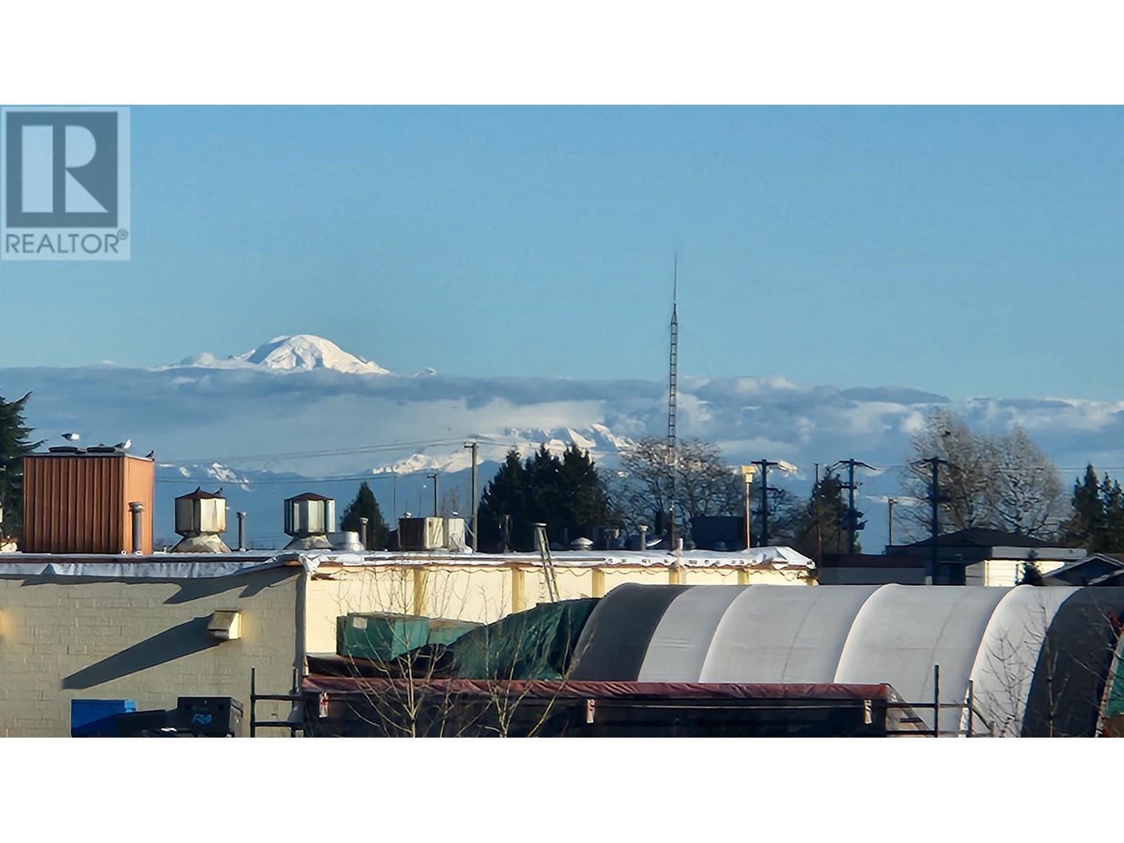 Listing Picture 16 of 37 : 511 7169 14TH AVENUE, Burnaby / 本拿比 - 魯藝地產 Yvonne Lu Group - MLS Medallion Club Member