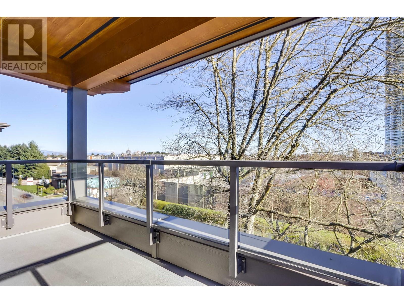 Listing Picture 15 of 37 : 511 7169 14TH AVENUE, Burnaby / 本拿比 - 魯藝地產 Yvonne Lu Group - MLS Medallion Club Member