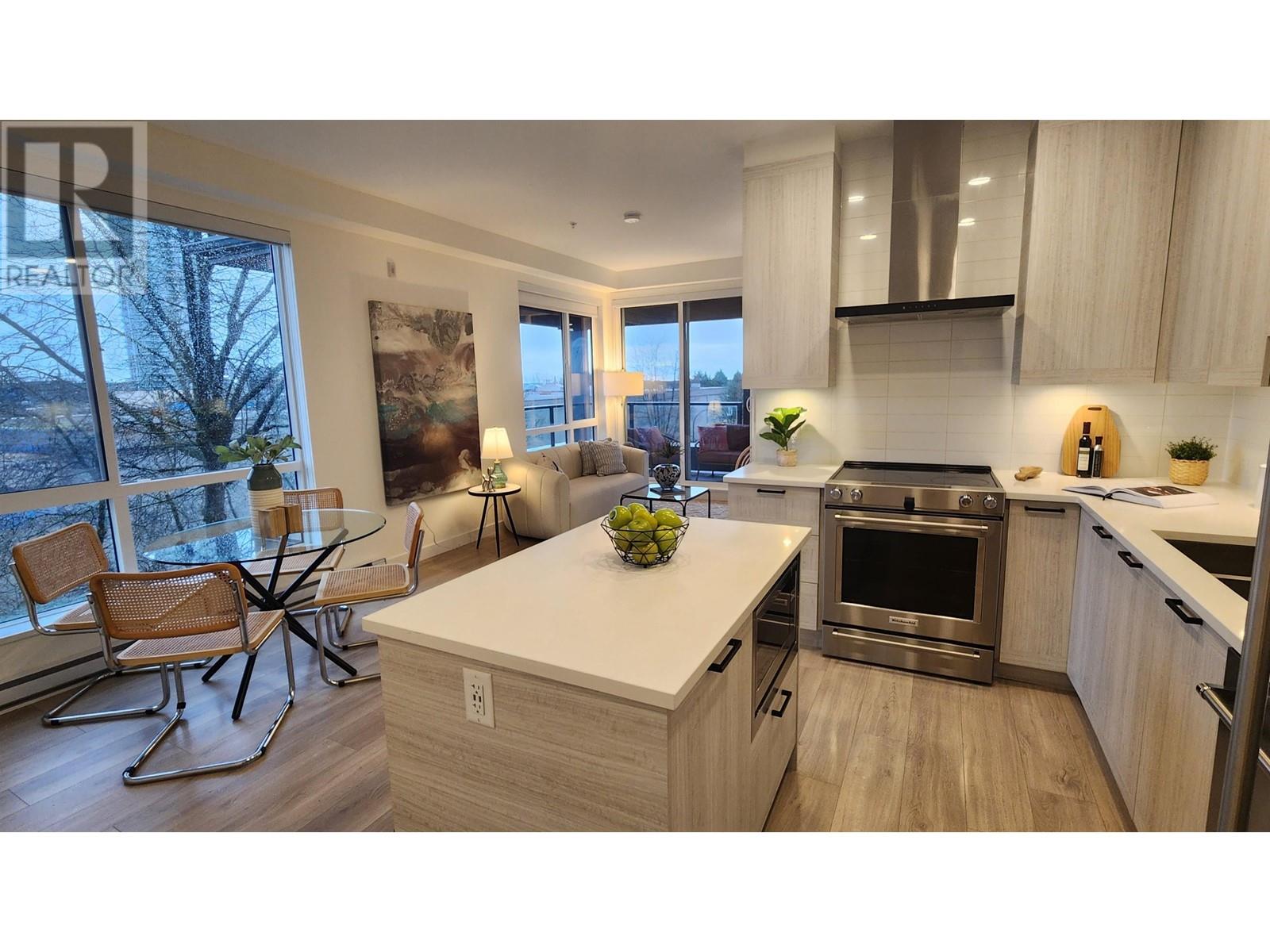 Listing Picture 10 of 37 : 511 7169 14TH AVENUE, Burnaby / 本拿比 - 魯藝地產 Yvonne Lu Group - MLS Medallion Club Member
