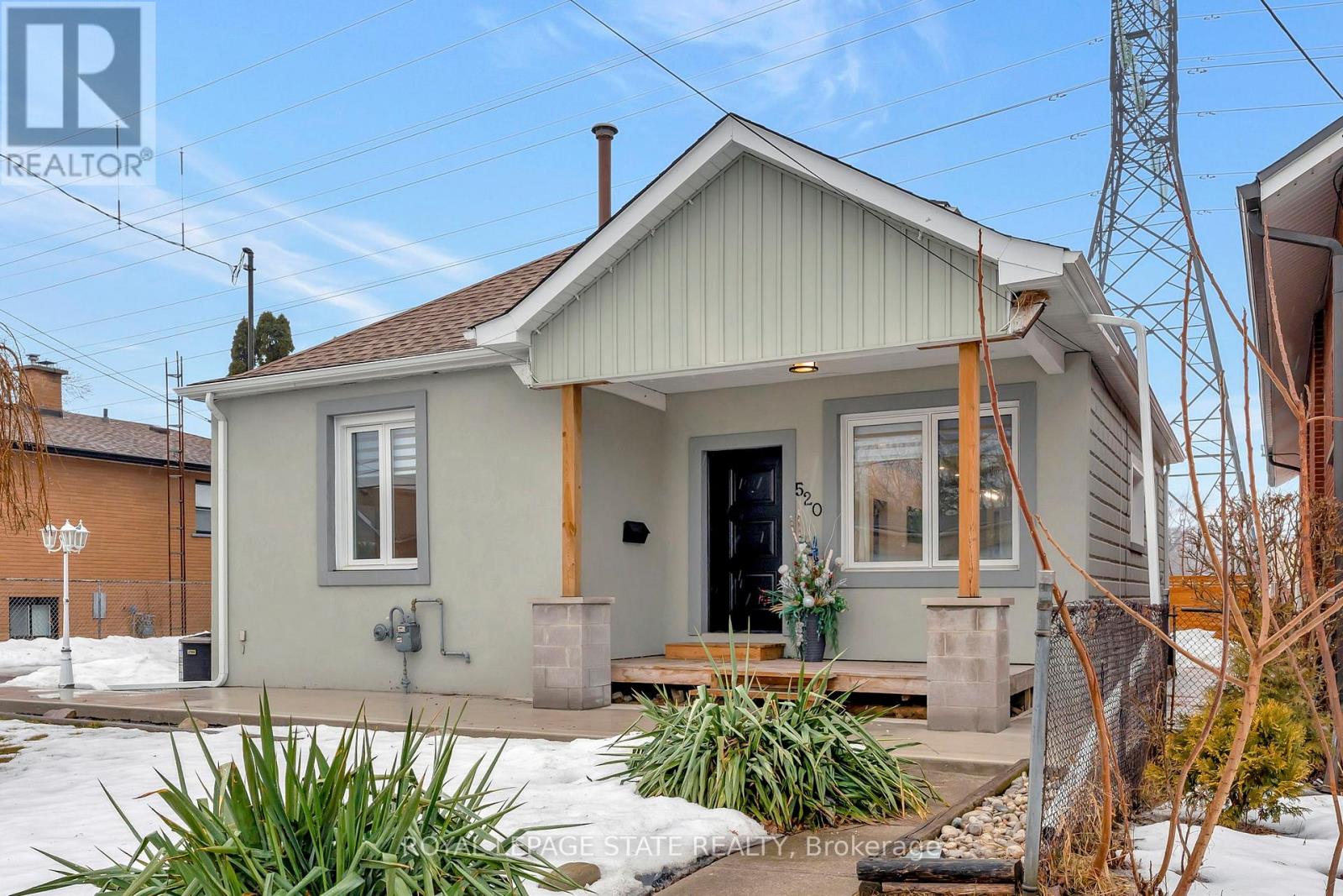 Property at 520 COCHRANE ROAD image 1