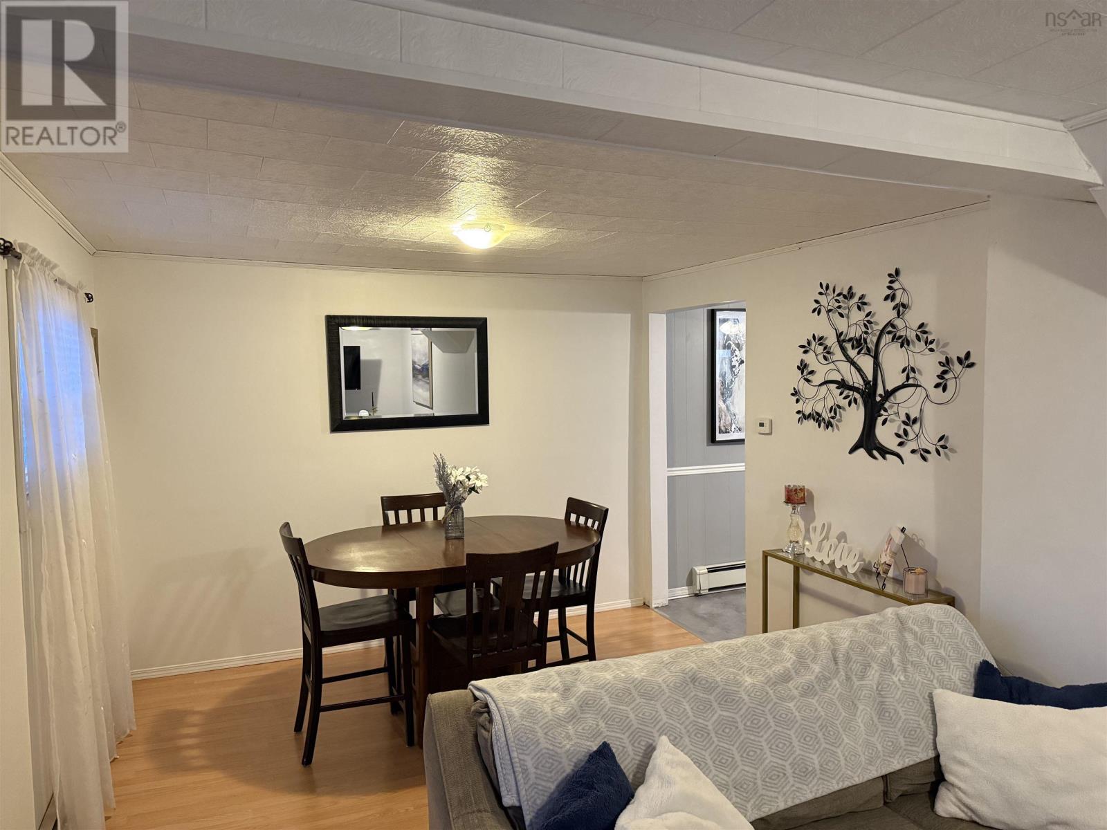 414 Cockburn Street, New Waterford, Nova Scotia  B1H 4J7 - Photo 7 - 202504822