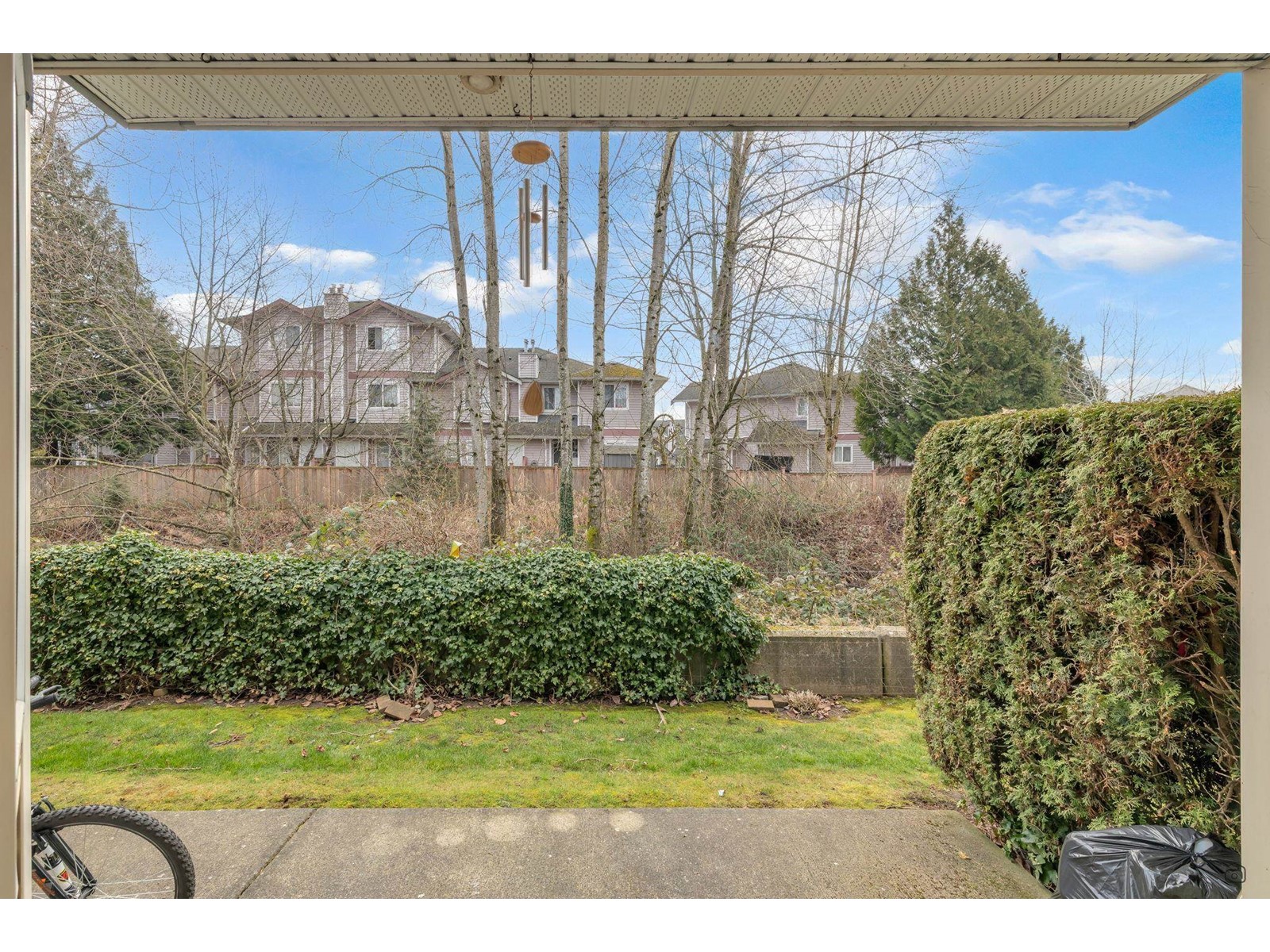 23 5750 174 Street, Surrey, British Columbia  V3S 7K3 - Photo 2 - R2975247