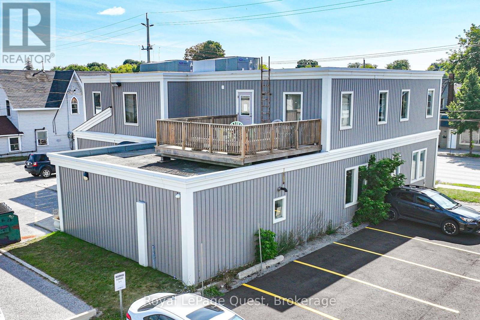 94 Colborne Street W, Orillia, Ontario  L3V 2Y9 - Photo 2 - S12017771