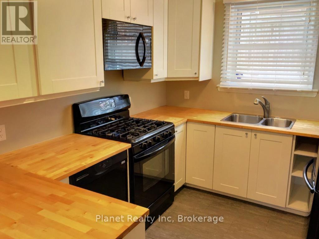 A - 70 Yorkshire Street N, Guelph, Ontario  N1H 5B2 - Photo 3 - X12017803