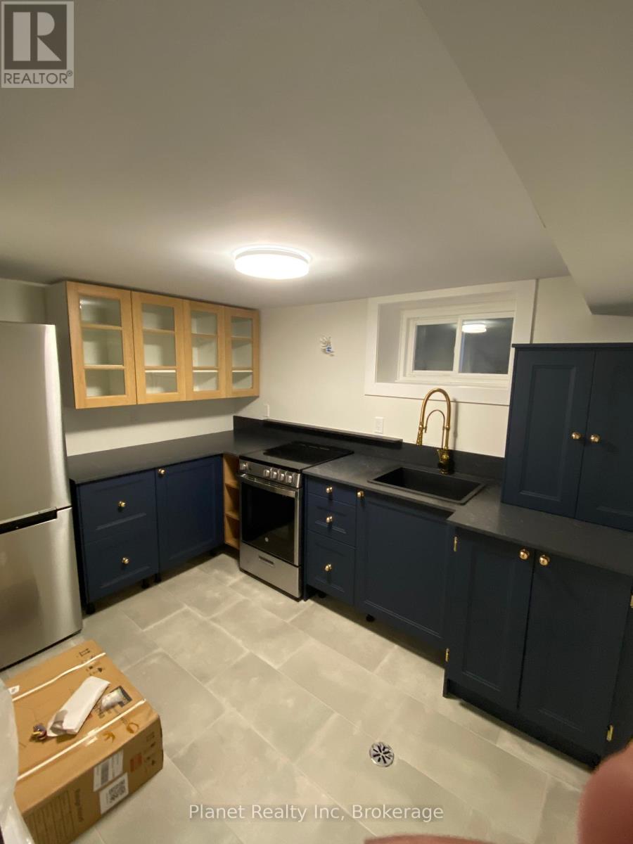 Lower - 71 Allan Avenue, Guelph, Ontario  N1H 3G3 - Photo 2 - X12017813