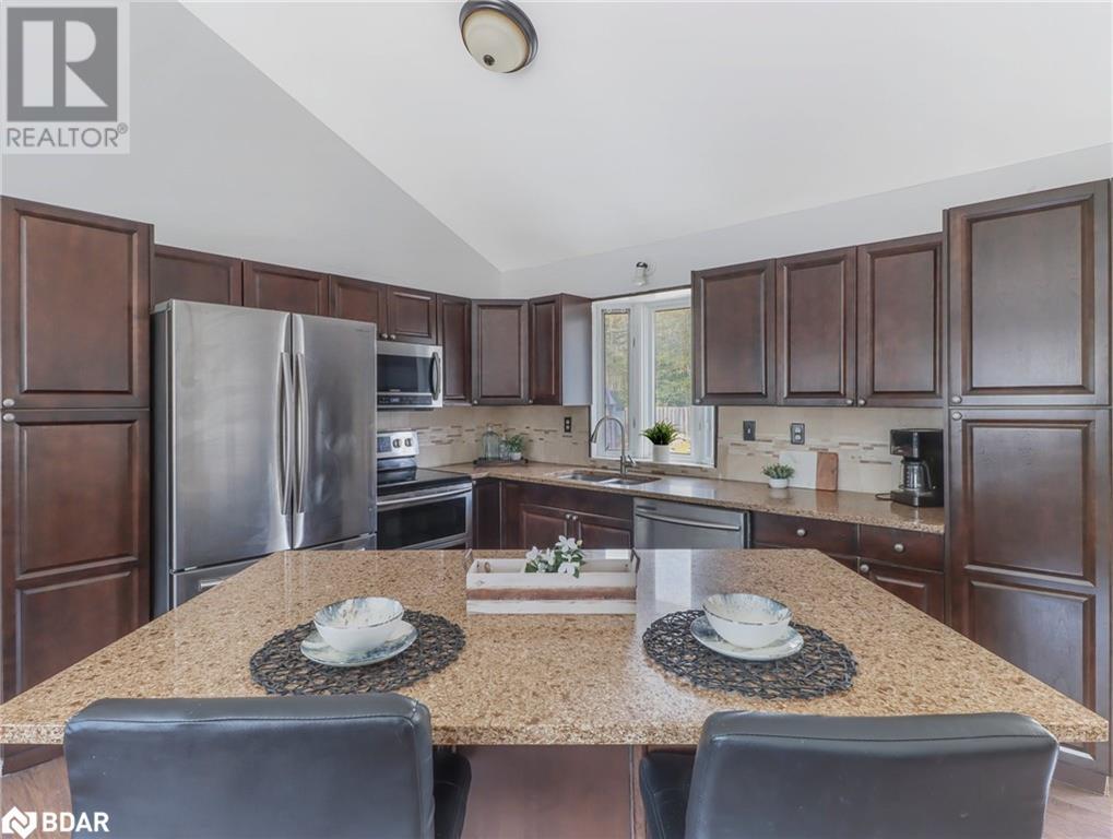 37 St Laurent Boulevard, Tiny, Ontario  L9M 0J2 - Photo 11 - 40706293