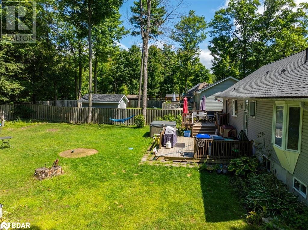 37 St Laurent Boulevard, Tiny, Ontario  L9M 0J2 - Photo 7 - 40706293