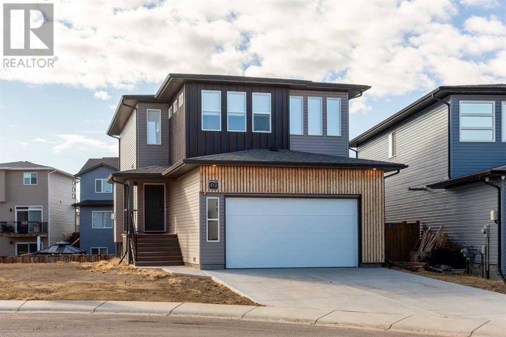 512 Greywolf Cove N, Lethbridge, Alberta  T1H 7G7 - Photo 1 - A2199234