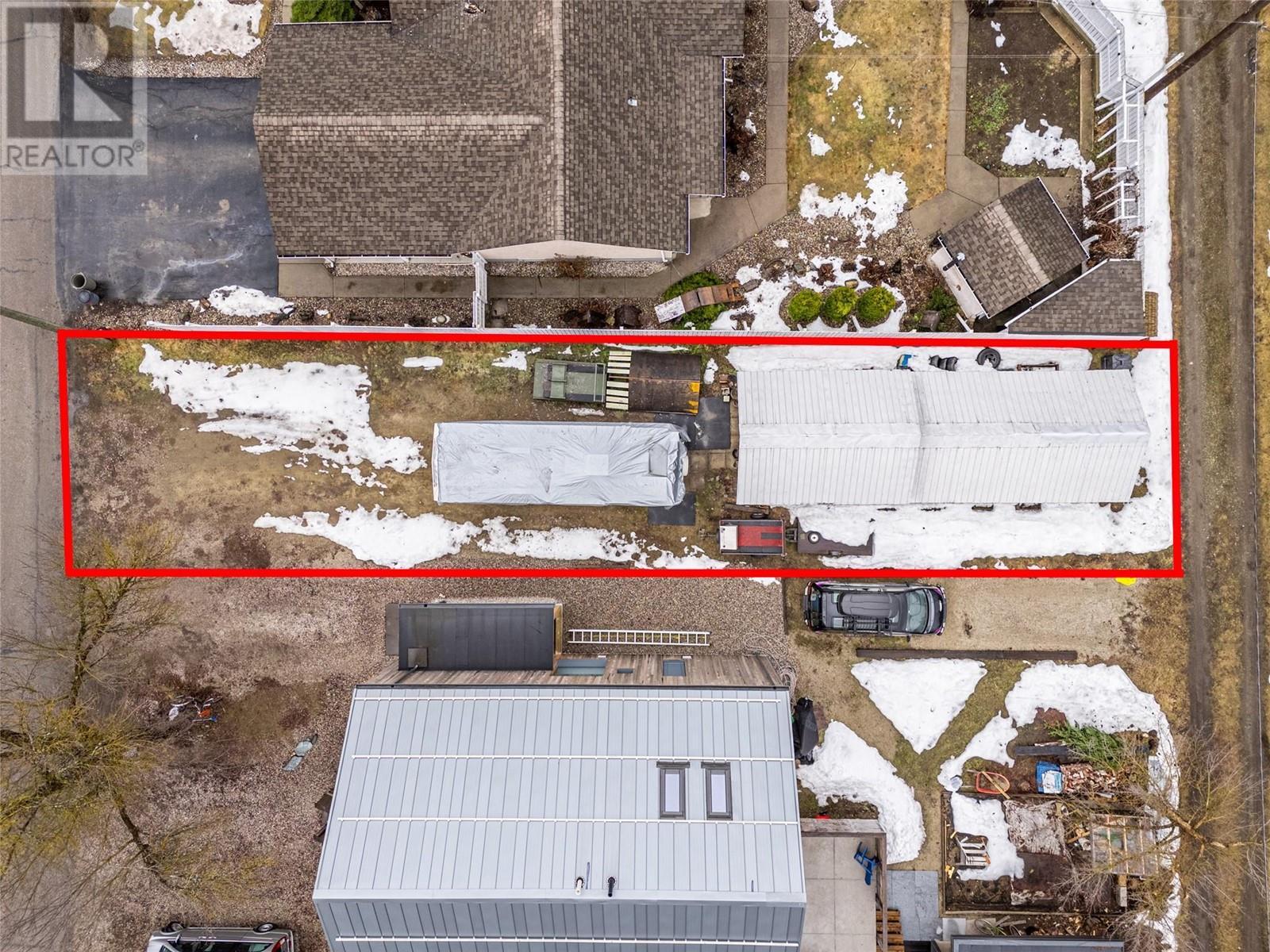 410 Sixth Street E, Revelstoke, British Columbia  V0E 2S0 - Photo 5 - 10338628