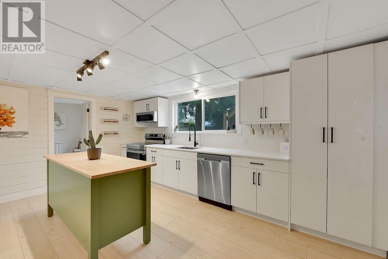 1206 Como Lake Avenue, Coquitlam, British Columbia  V3J 3N8 - Photo 23 - R2977216