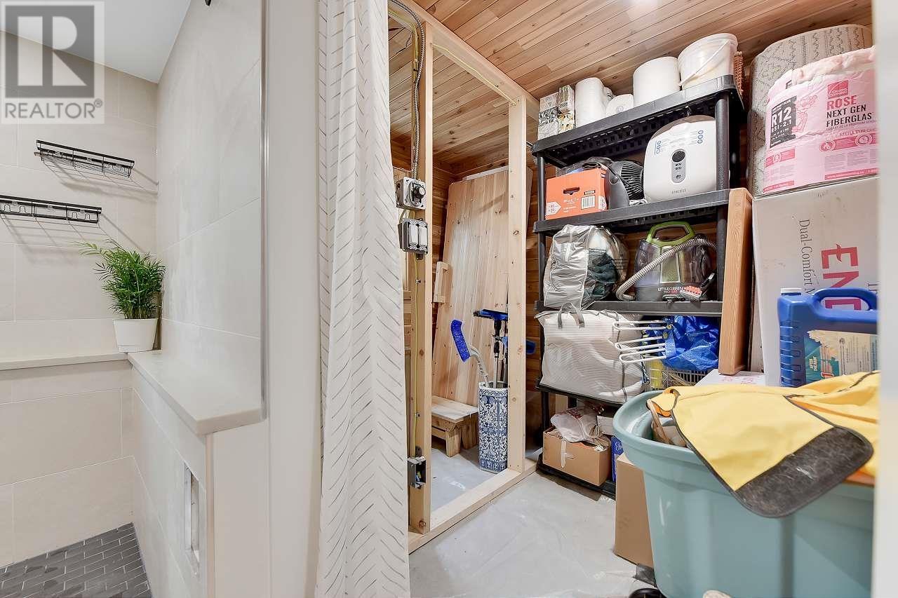 1206 Como Lake Avenue, Coquitlam, British Columbia  V3J 3N8 - Photo 34 - R2977216