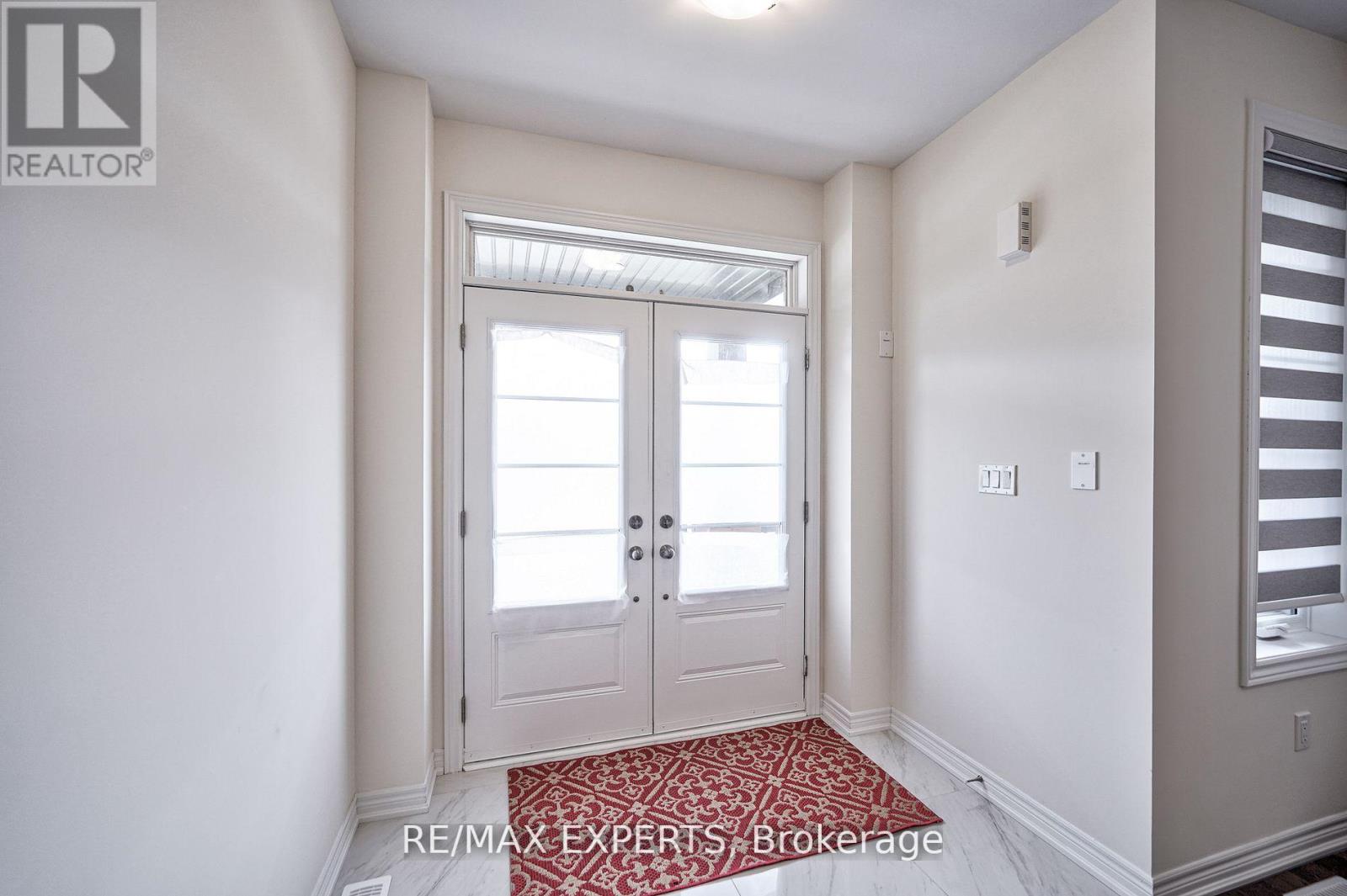 Property at 2498 KENTUCKY DERBY WAY image 2