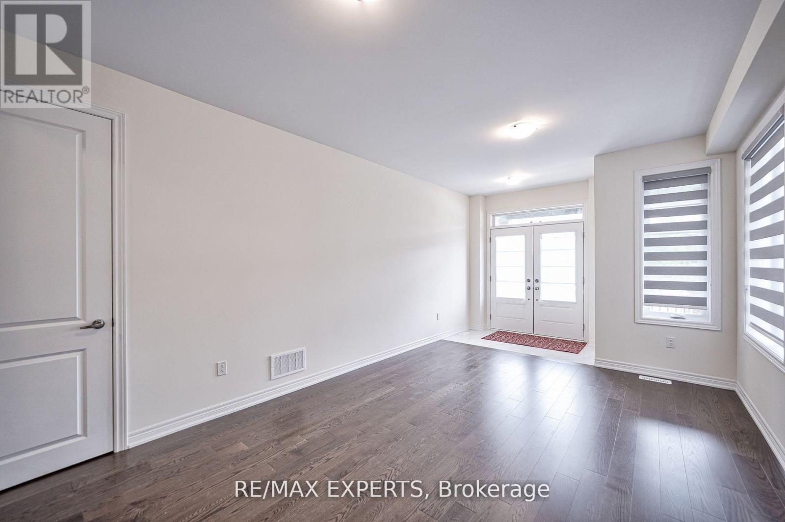 Property at 2498 KENTUCKY DERBY WAY image 5