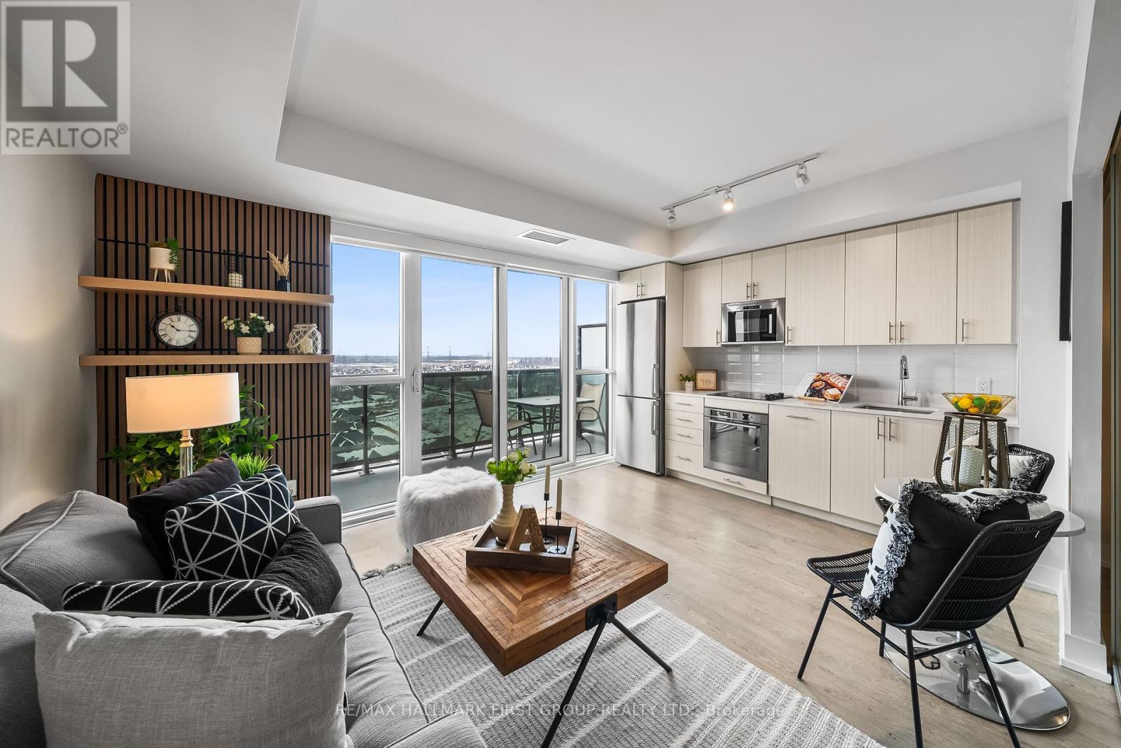 Property at 1220 - 2550 SIMCOE STREET N image 1