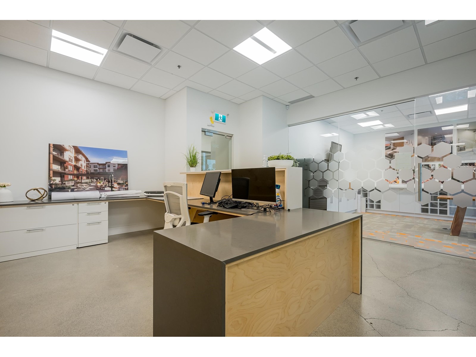 202 15350 Croydon Drive, Surrey, British Columbia  V3Z 1H4 - Photo 5 - C8063700