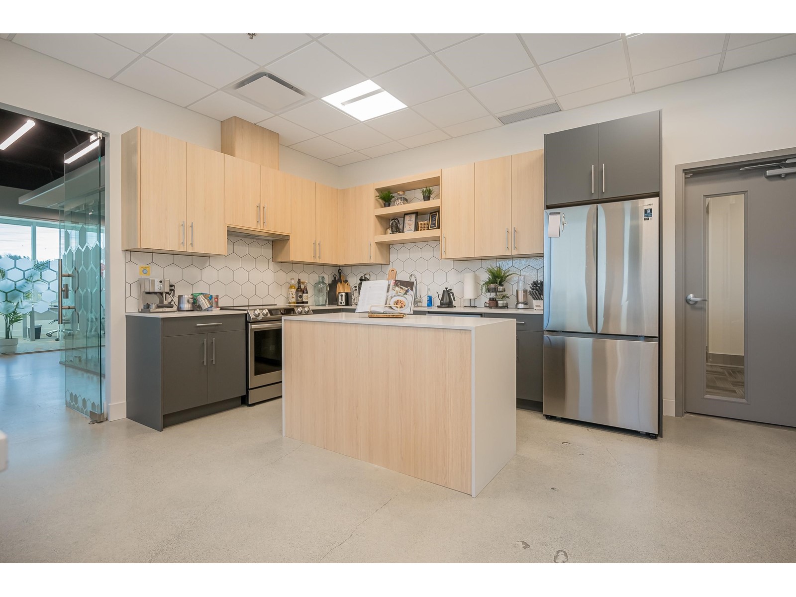 202 15350 Croydon Drive, Surrey, British Columbia  V3Z 1H4 - Photo 16 - C8063700