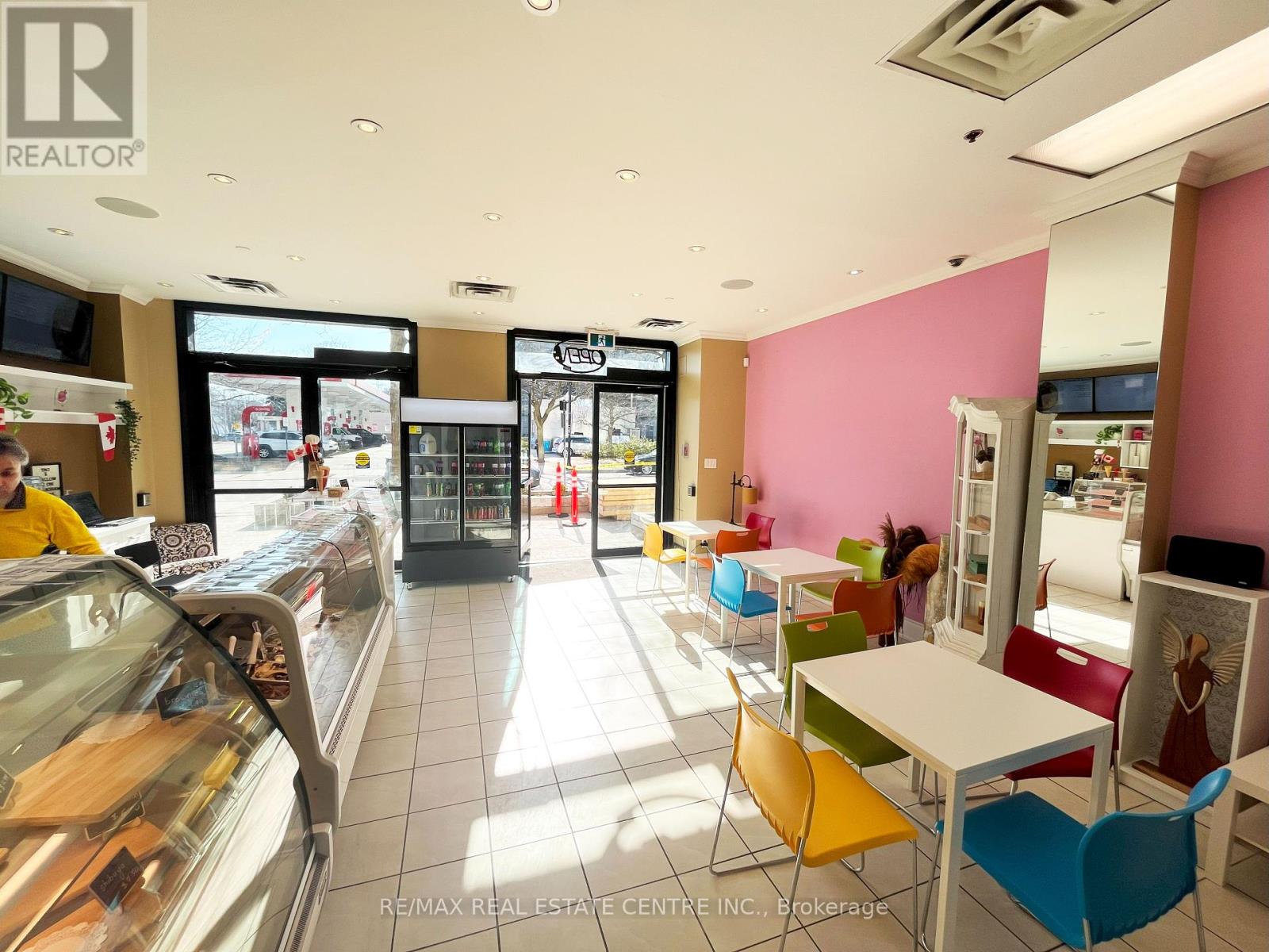 9-10 - 1455 Lakeshore Road, Burlington, Ontario  L7S 2J1 - Photo 15 - W12017891