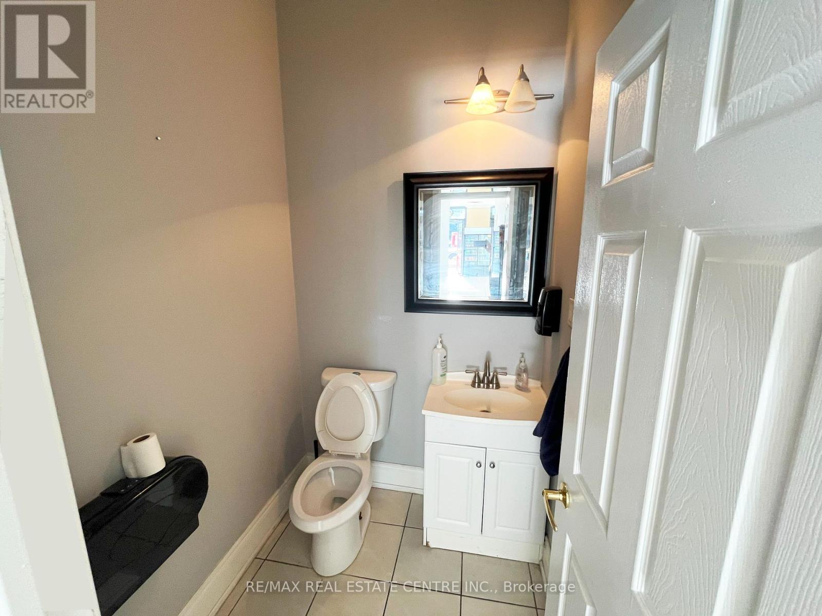 9-10 - 1455 Lakeshore Road, Burlington, Ontario  L7S 2J1 - Photo 19 - W12017891
