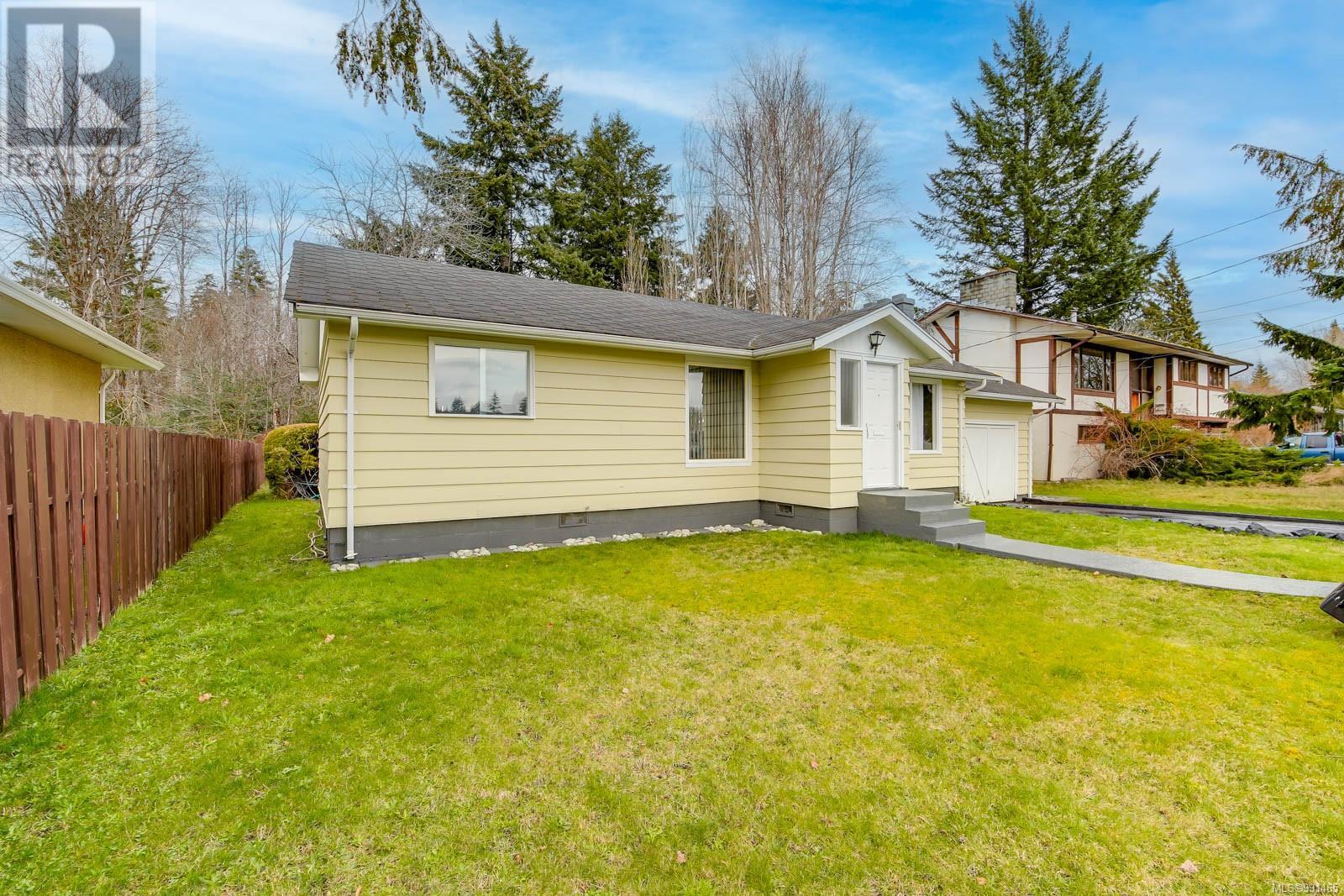 Property at 5785 Watson Rd image 3