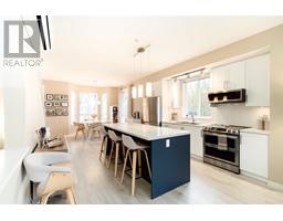 125 2418 AVON PLACE, Port Coquitlam, British Columbia