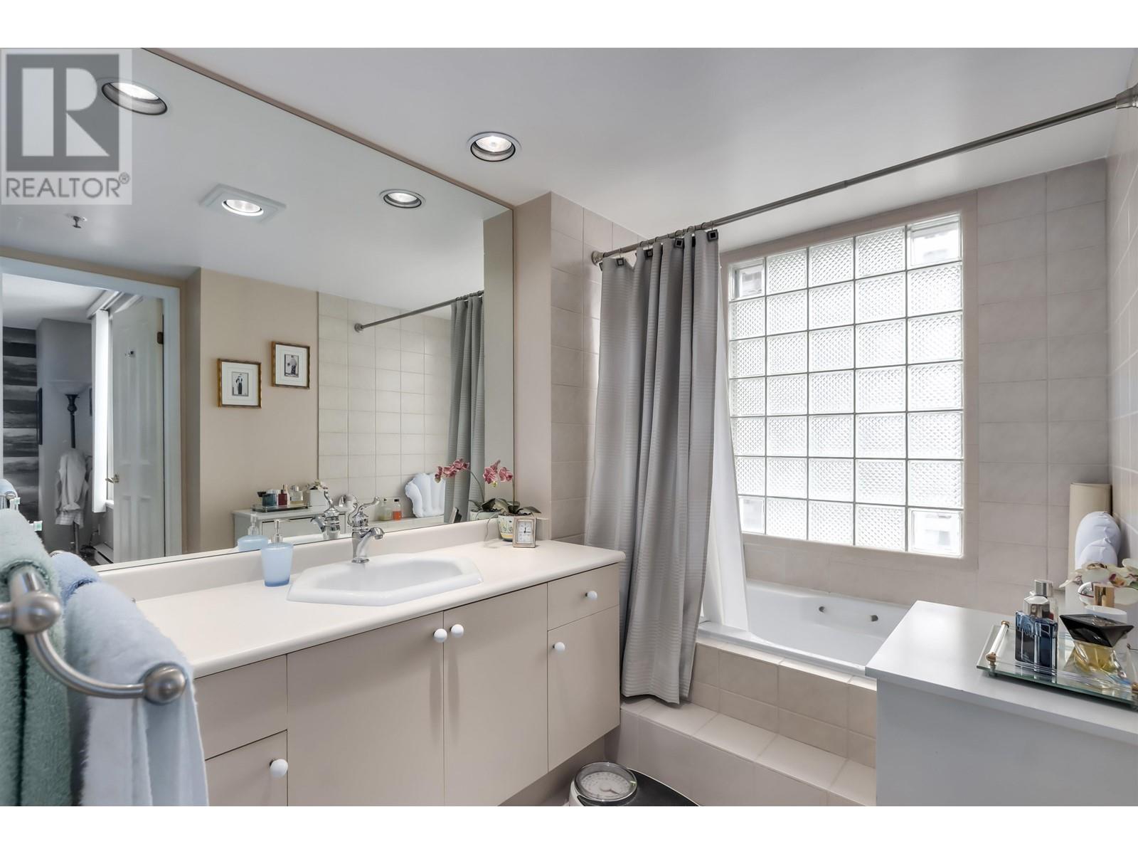 1001 551 Austin Avenue, Coquitlam, British Columbia  V3K 6R7 - Photo 22 - R2977574