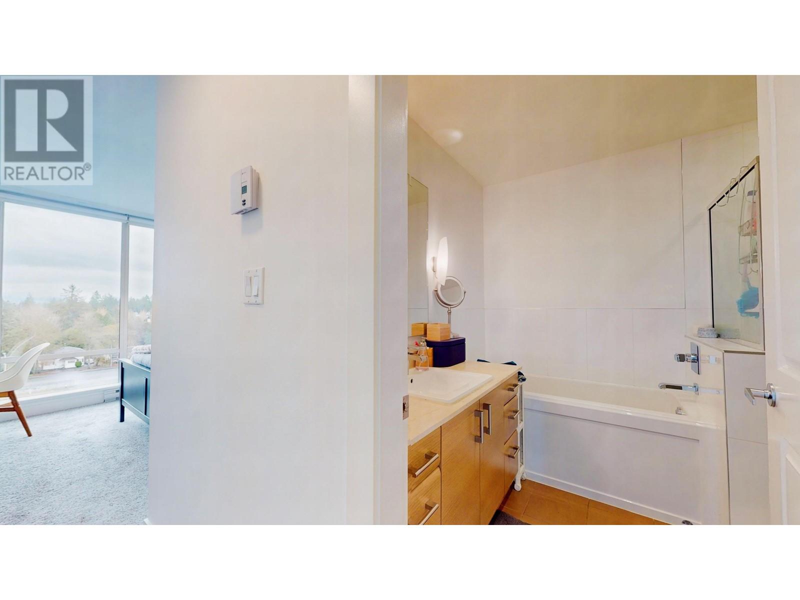 703 12079 Harris Road, Pitt Meadows, British Columbia  V3Y 0C7 - Photo 27 - R2977581