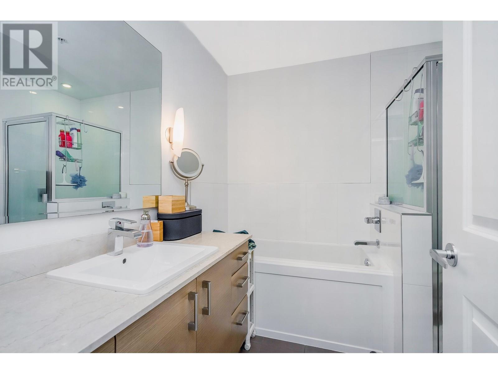 703 12079 Harris Road, Pitt Meadows, British Columbia  V3Y 0C7 - Photo 31 - R2977581