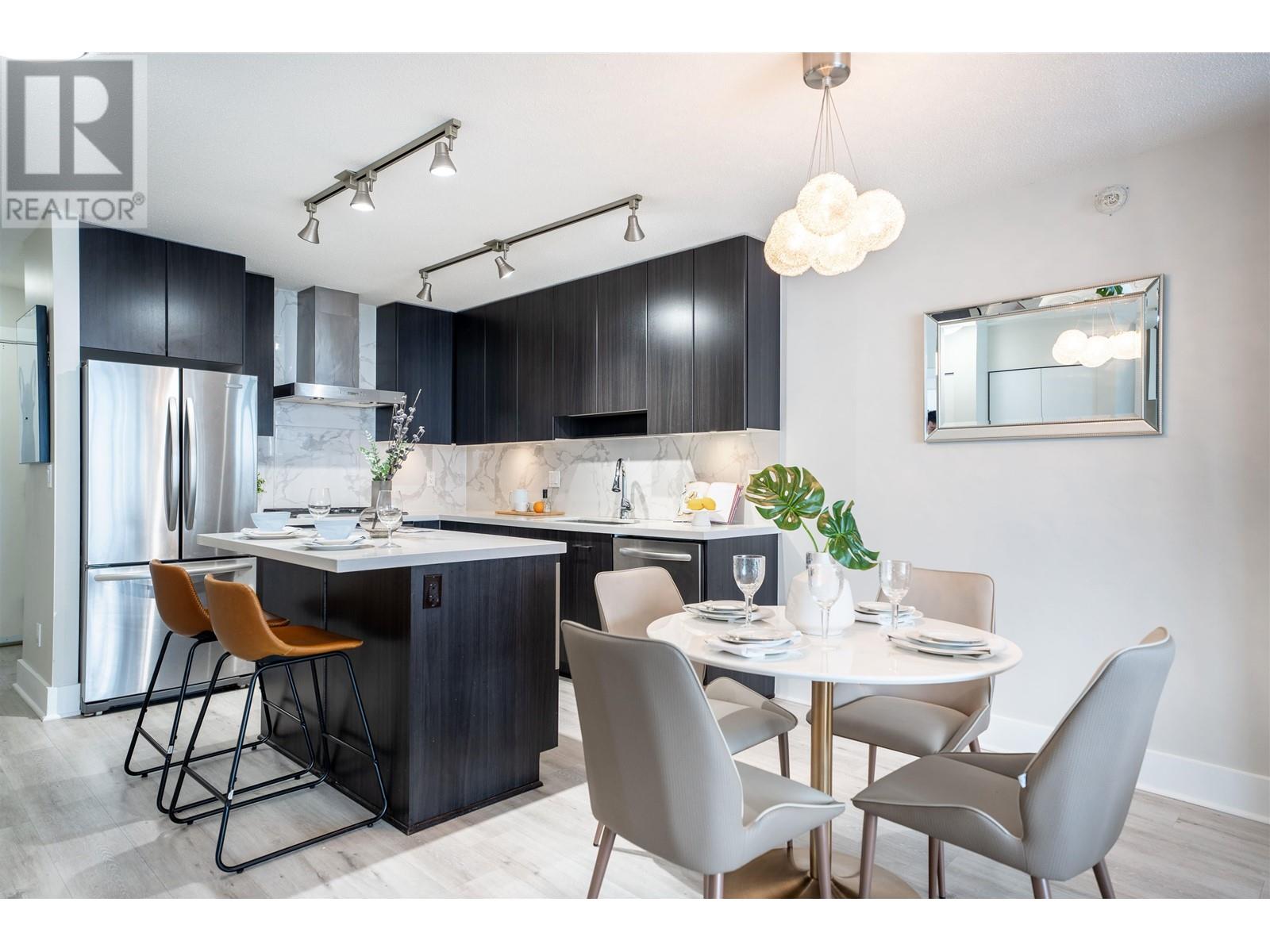 Listing Picture 2 of 20 : 3105 4189 HALIFAX STREET, Burnaby / 本拿比 - 魯藝地產 Yvonne Lu Group - MLS Medallion Club Member