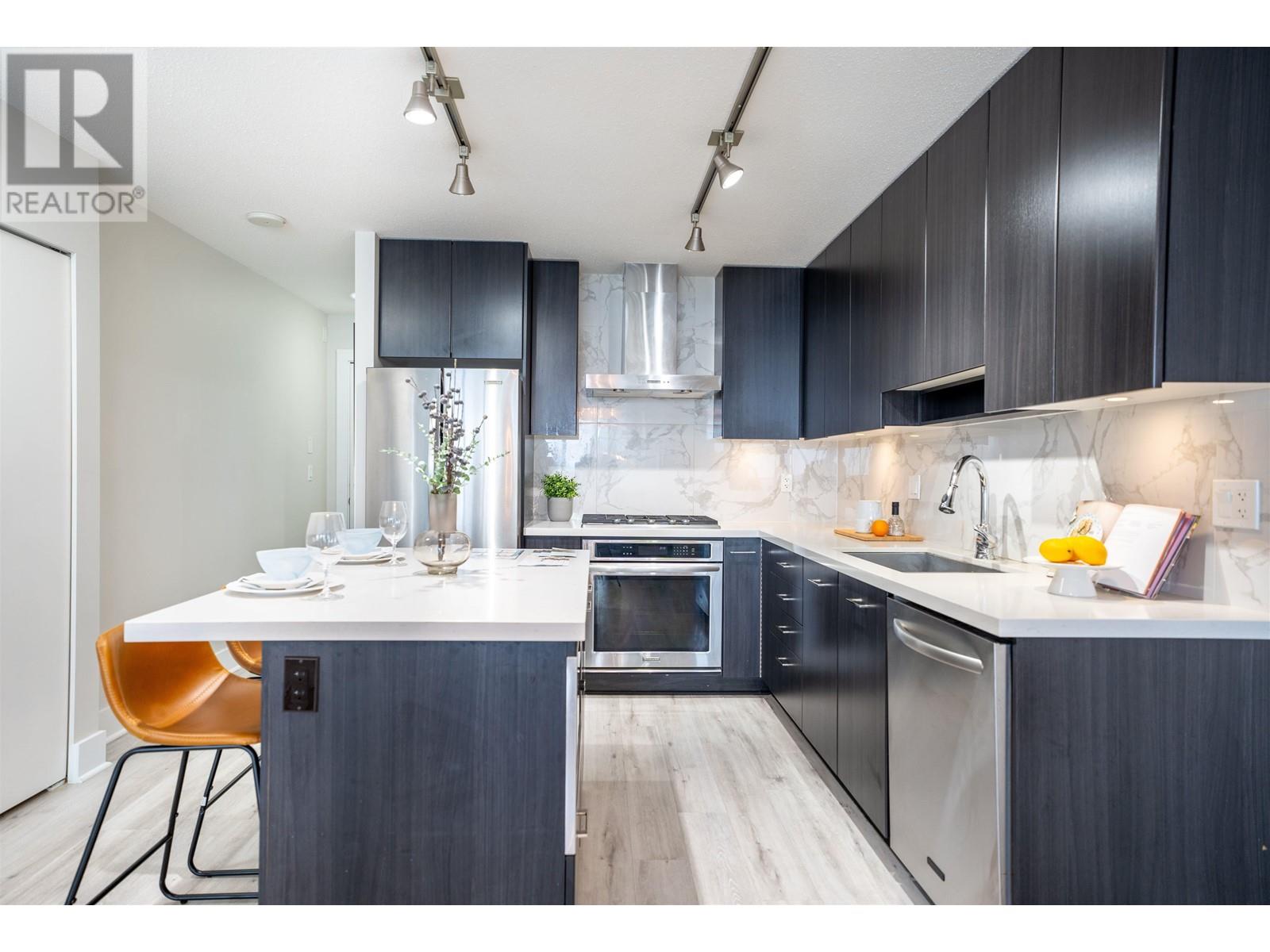 Listing Picture 7 of 20 : 3105 4189 HALIFAX STREET, Burnaby / 本拿比 - 魯藝地產 Yvonne Lu Group - MLS Medallion Club Member