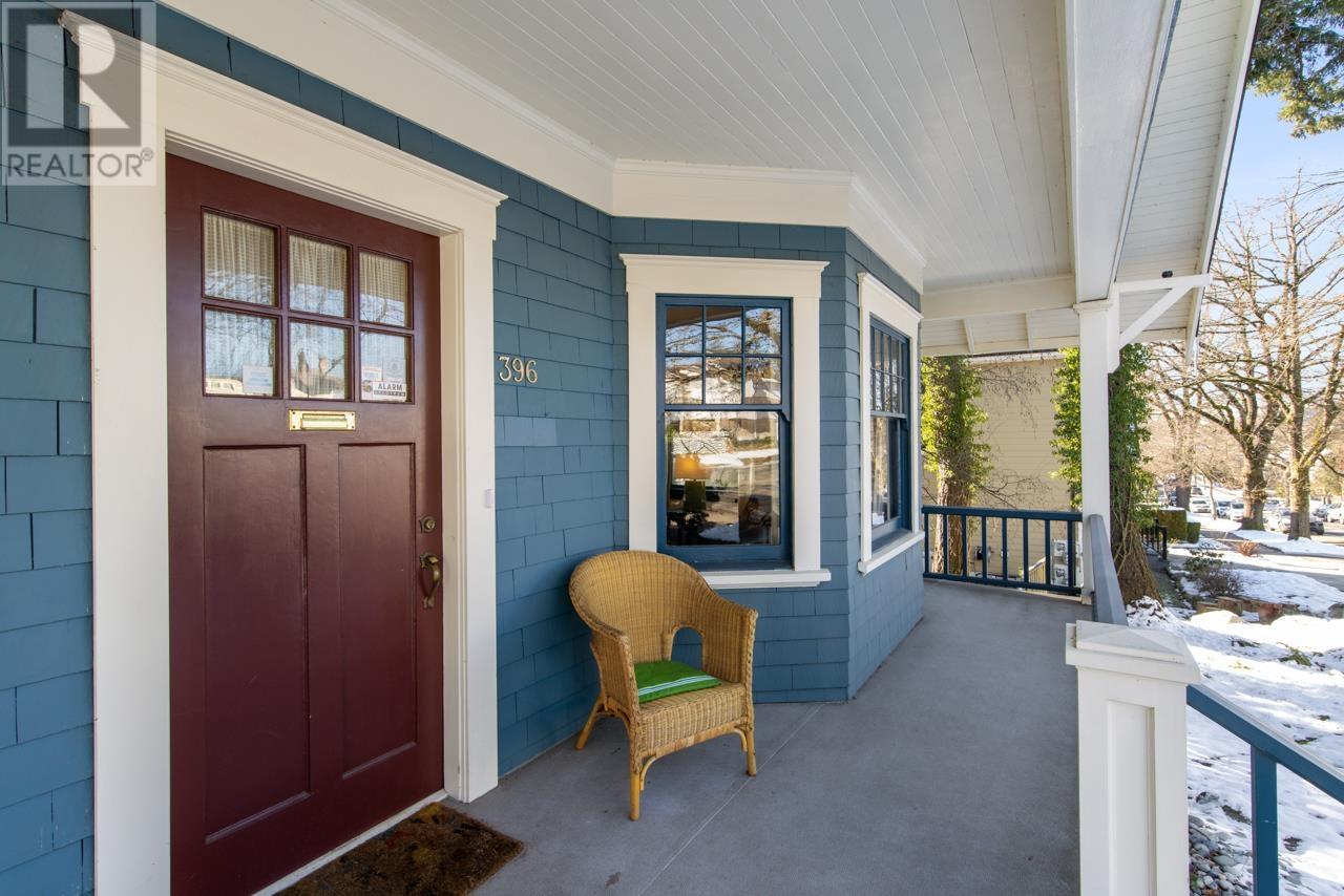 Listing Picture 2 of 32 : 396 E 47TH AVENUE, Vancouver / 溫哥華 - 魯藝地產 Yvonne Lu Group - MLS Medallion Club Member