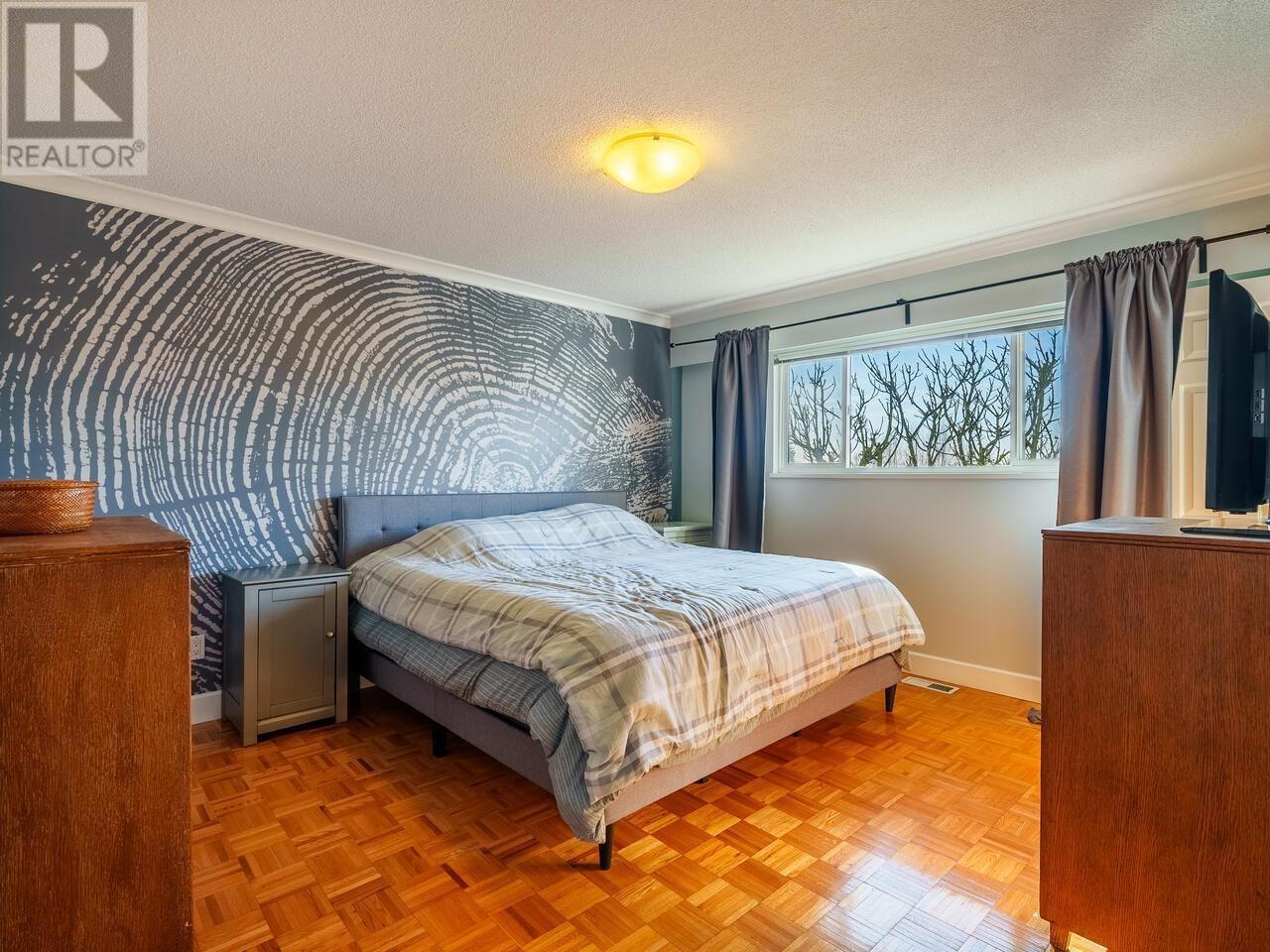 2171 Sperling Avenue, Burnaby, British Columbia  V5B 4K6 - Photo 12 - R2977608