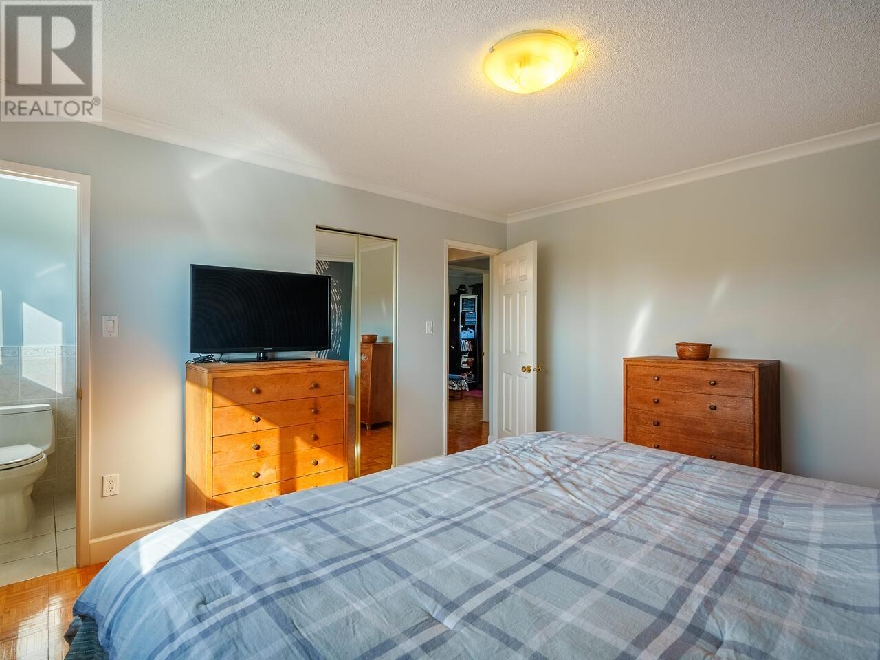 2171 Sperling Avenue, Burnaby, British Columbia  V5B 4K6 - Photo 13 - R2977608