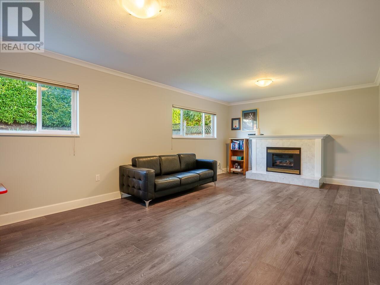 2171 Sperling Avenue, Burnaby, British Columbia  V5B 4K6 - Photo 19 - R2977608