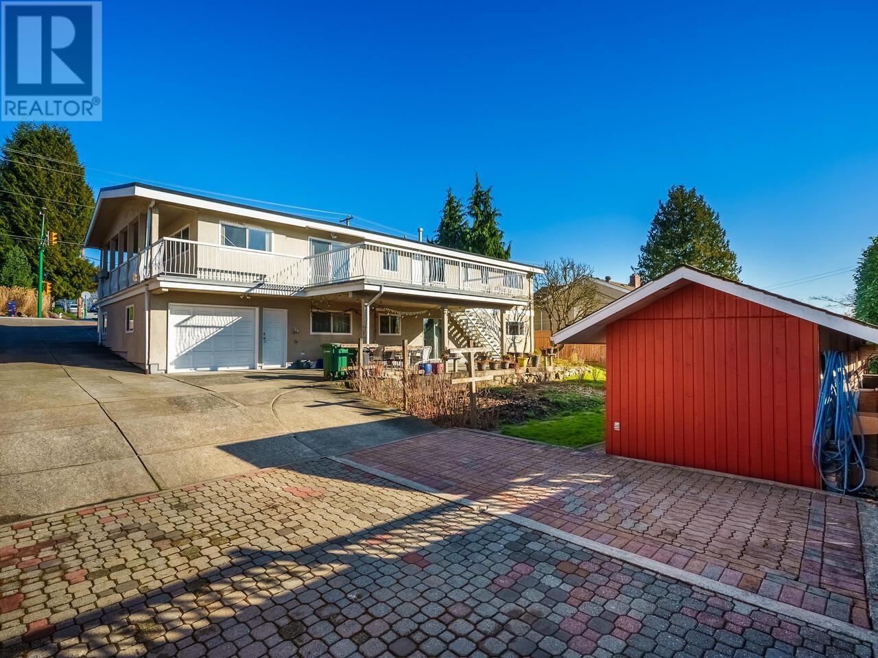2171 Sperling Avenue, Burnaby, British Columbia  V5B 4K6 - Photo 3 - R2977608