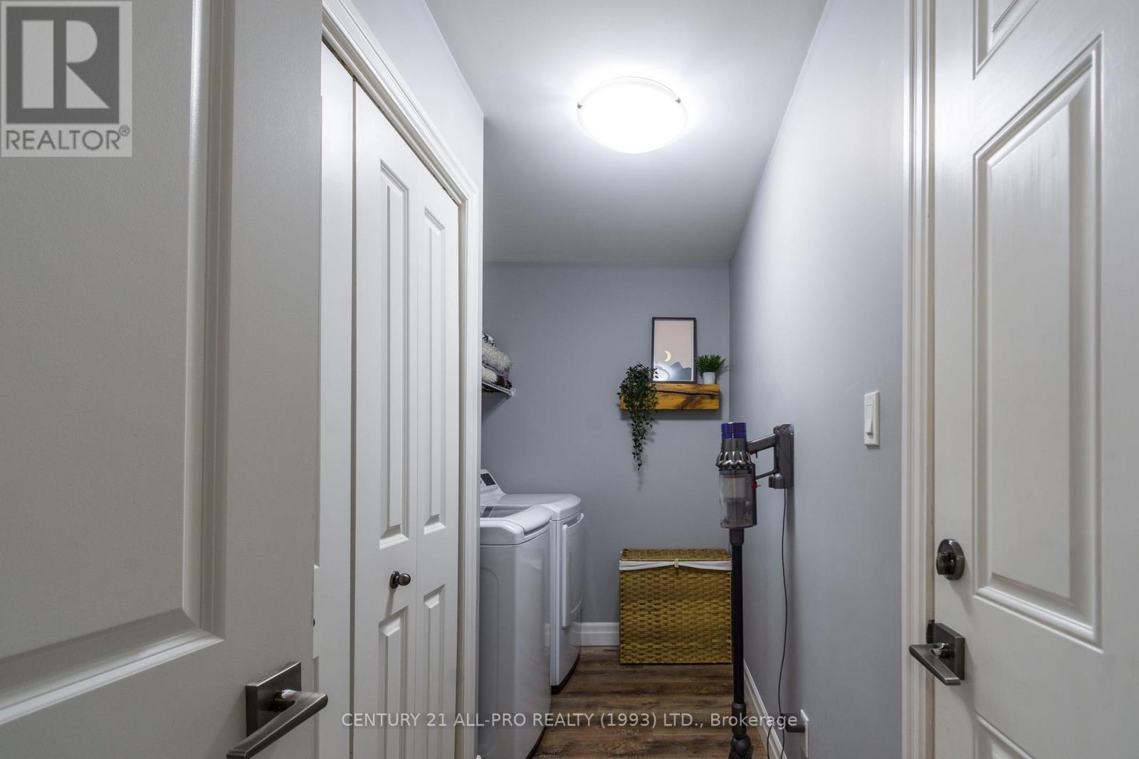 13 Hillside Meadow Drive, Quinte West, Ontario  K8V 0J5 - Photo 14 - X12016943