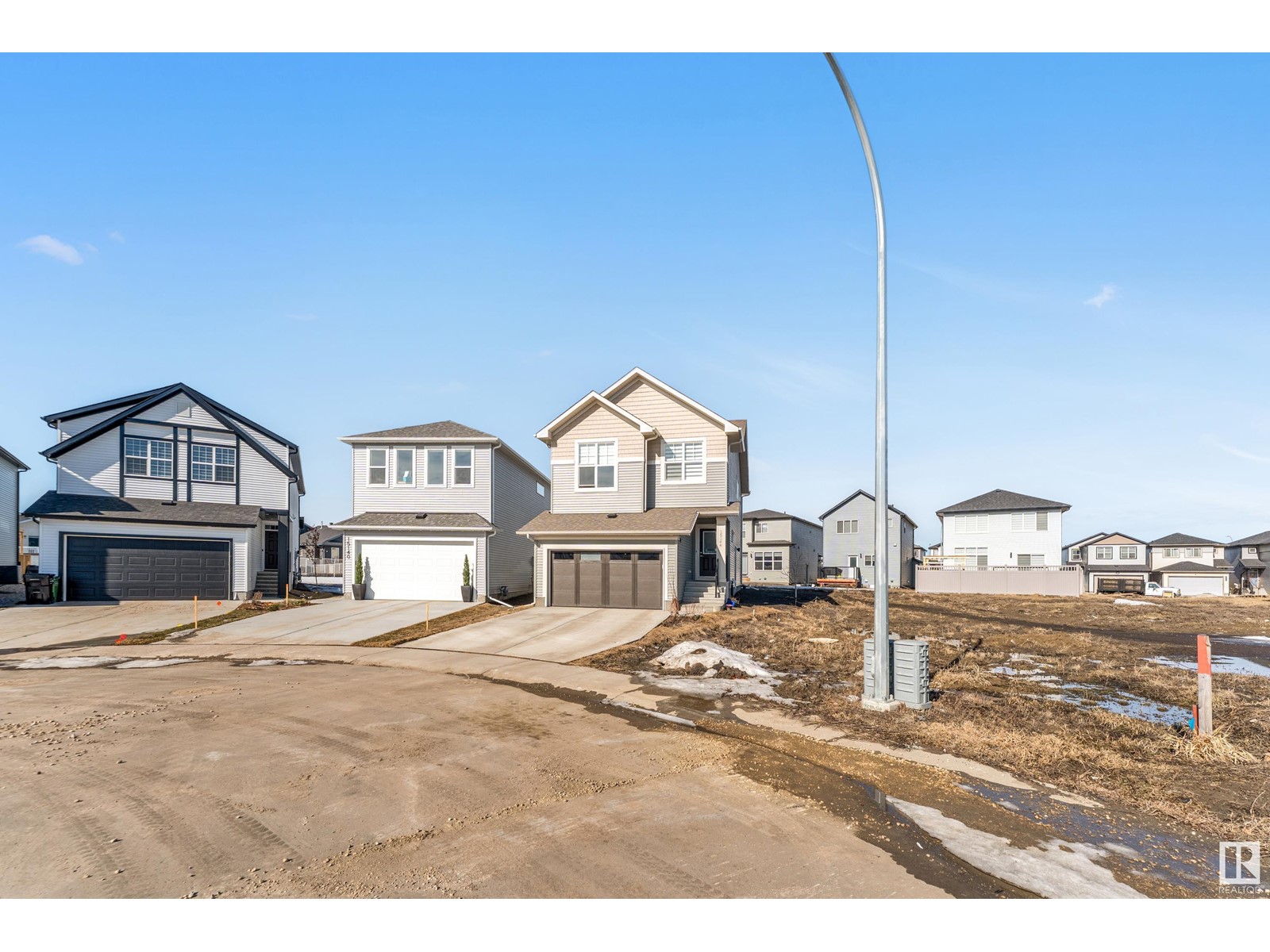 15144 28 St Nw, Edmonton, Alberta  T5Y 3Y7 - Photo 4 - E4425531