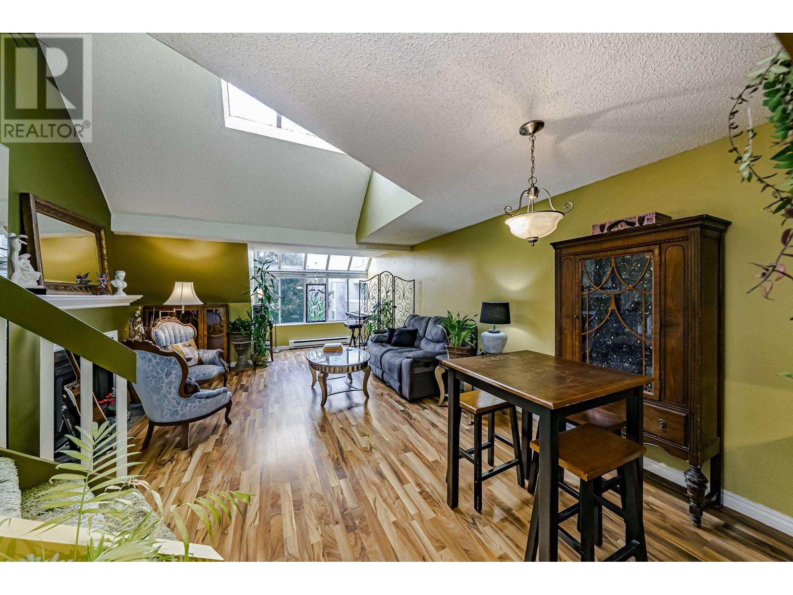 Listing Picture 6 of 38 : 323 7431 BLUNDELL ROAD, Richmond / 烈治文 - 魯藝地產 Yvonne Lu Group - MLS Medallion Club Member