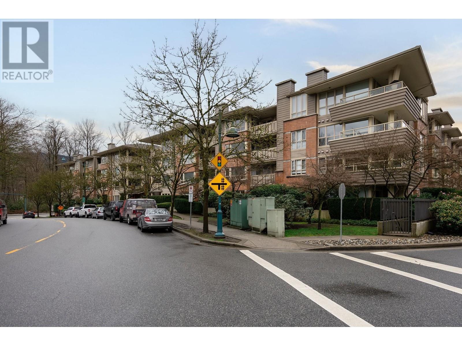 427 801 Klahanie Drive, Port Moody, British Columbia  V3H 5K4 - Photo 27 - R2975670