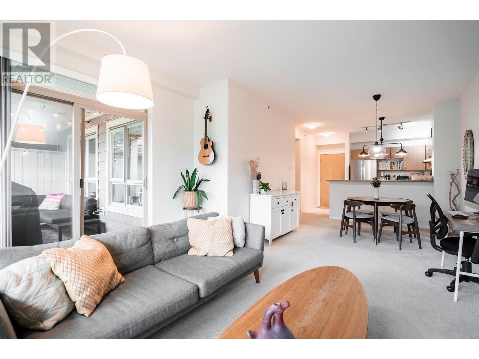 427 801 Klahanie Drive, Port Moody, British Columbia  V3H 5K4 - Photo 13 - R2975670