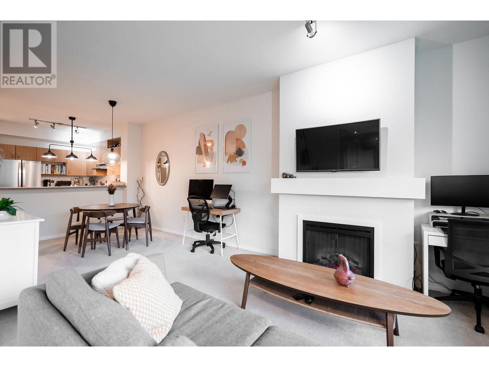 427 801 Klahanie Drive, Port Moody, British Columbia  V3H 5K4 - Photo 8 - R2975670