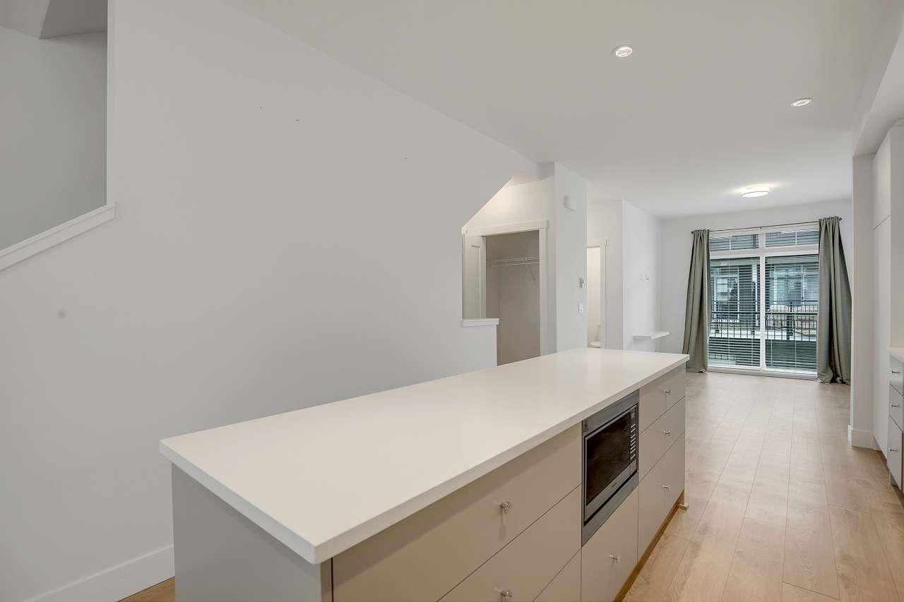 64 2070 Oak Meadows Drive, Surrey, British Columbia  V3S 9M8 - Photo 27 - R2977476