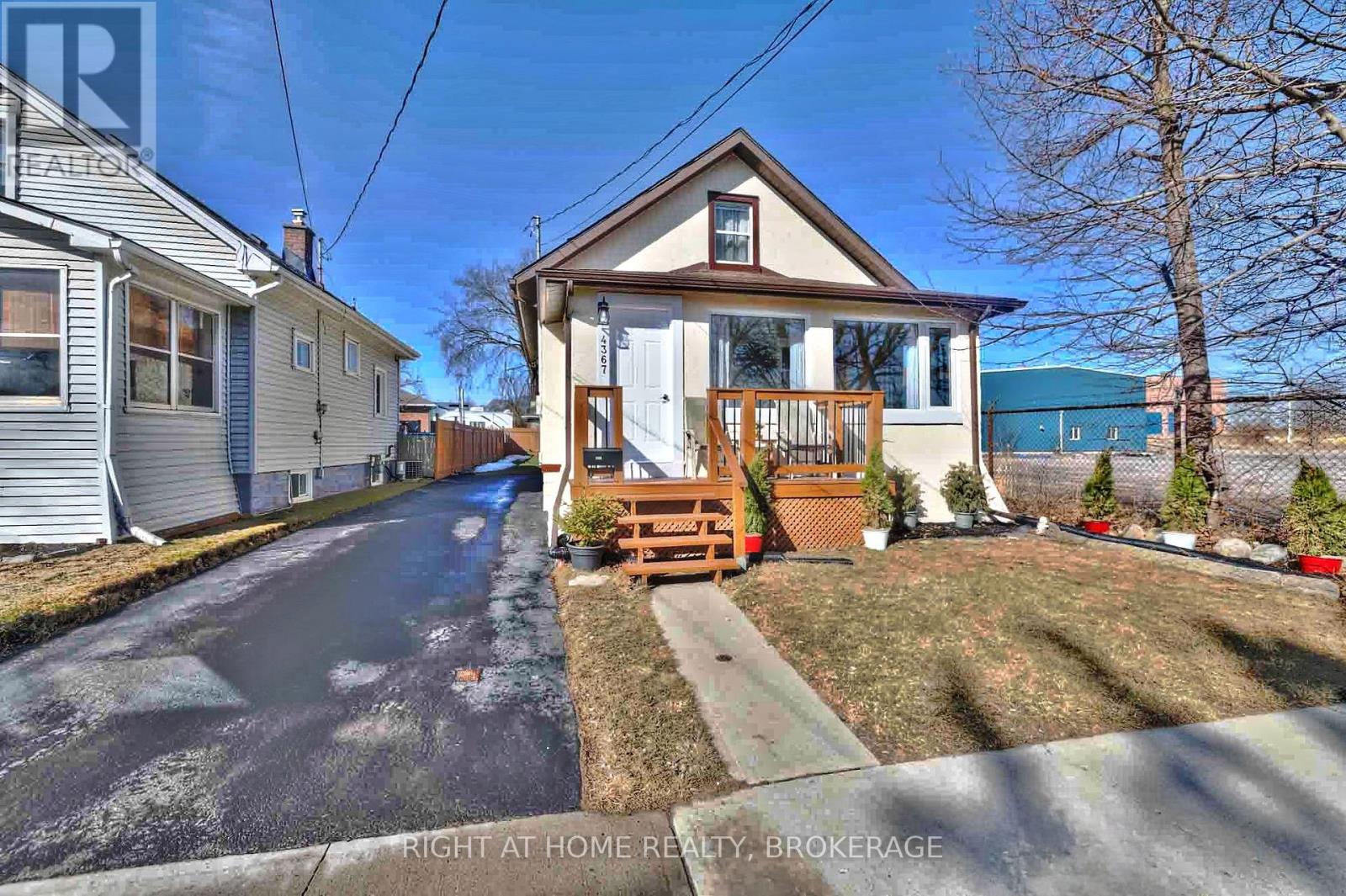 Property at 4367 HOMEWOOD AVENUE image 3